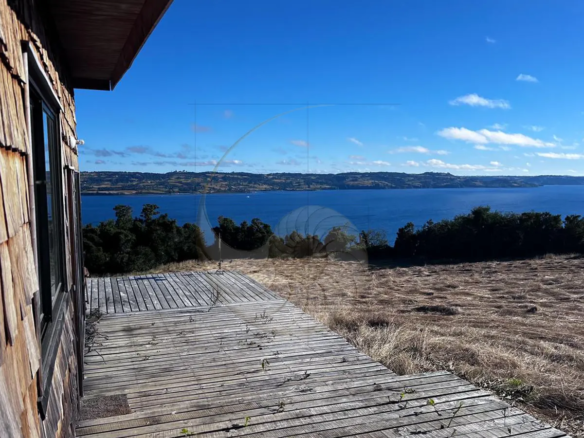 Carcacola Propiedades Terreno en venta con increibe vista en Isla Lemuy1
